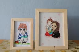 รูปวาดคุณแบบ Q-Style (เหมือนน้อยแต่น่ารักเยอะ)พร้อมกรอบไม้สน เหมาะเป็นของขวัญพิเศษโอกาสพิเศษ