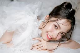 รับแต่งหน้าทำผมทุกโอกาส รับปริญญา/ ออกงาน/โปรไฟล์ /งานวันเกิด