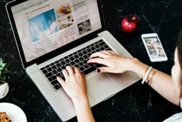 Freelance Editor - Content Manager : วางแผนคอนเทนต์ให้กับธุรกิจแบบรายเดือน (Blog, Website)
