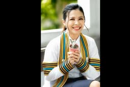 Portrait-รับปริญญา