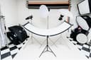 รับถ่ายภาพ Studio Profile ฉากสี