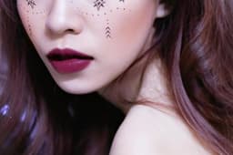 ถ่ายสินค้า/ภาพนิ่ง/PreWedding/รับปริญญา/โปรไฟล์
