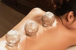 The Behind Sport Massage : ครอบแก้วบำบัดอาการทางการกีฬา Therapeutic Sport Massage Drty Cupping บางนา