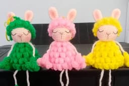 Sleeping sheep girl, ตุ๊กตาถักสำหรับห้อยพวงกุญแจ ห้อยกระเป๋า ตกแต่งห้อง หรือโต๊ทำงาน