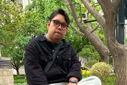 รับงาน เที่ยว สอนร้องเพลง ให้คำปรึกษาการออกกำลังกาย