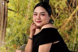 รับงานรีวิวสินค้า,สถานที่ ผู้ติดตามกว่า 800,000 คนบนโซเชีล Organic 100%