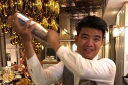 Bartender บาร์เทนเดอร์ส่วนตัว รับบาร์เท็นเดอร์นอกสถานที่งานบาร์ตี้เล็กๆหรืองานเเต่งก็ได้ครับ