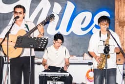 วงดนตรีโฟล์คซอง 3 ชิ้น งานแต่งงาน / อีเวนต์ / ดินเนอร์ / คาเฟ่ / ร้านอาหาร