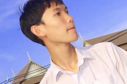 รับเป็นเพื่อนนั่งเทรด-คุยการเงิน