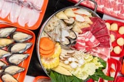 รับจองคิว ตี๋น้อยสาขาMBK, อนุสาวรีย์ หรือร้านอาหารแถวสยาม