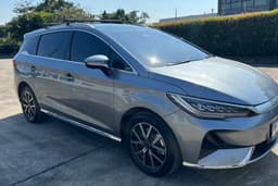 รถเช่าพร้อมคนขับเชียงใหม่ BYD M6