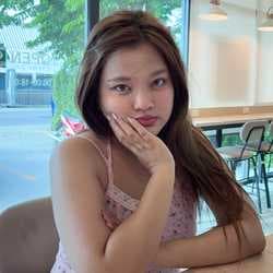ธัญชนก เอี่ยมสอาด