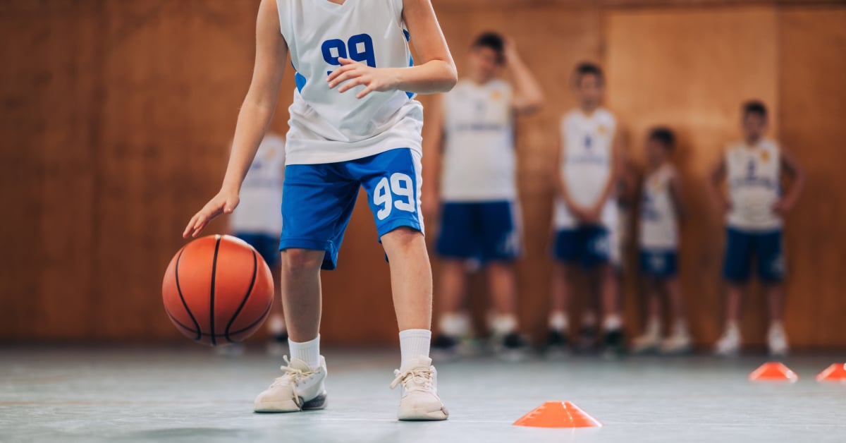 เรียนบาสเกตบอล